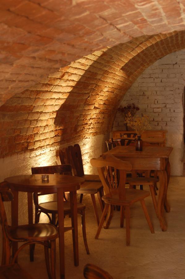 Guesthouse Slavia - apartmány s vinným sklípkem Mikulov Exteriér fotografie