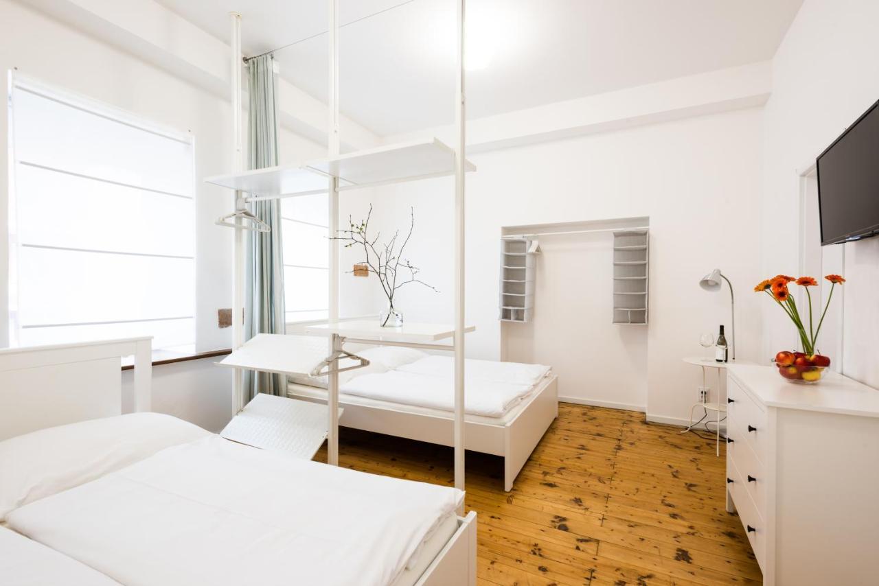 Guesthouse Slavia - apartmány s vinným sklípkem Mikulov Exteriér fotografie
