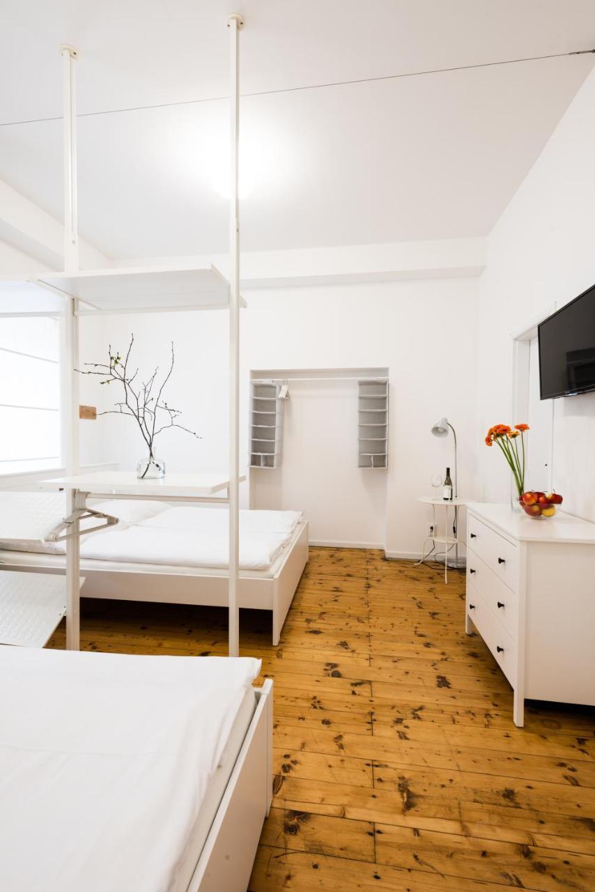 Guesthouse Slavia - apartmány s vinným sklípkem Mikulov Exteriér fotografie